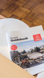 Que mettre dans le livret d'accueil de son Airbnb en Alsace ?